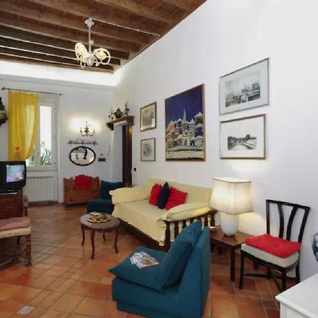 Piazza Farnese Apartment Rome Bagian luar foto