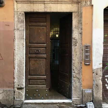 Piazza Farnese Apartment Rome Bagian luar foto