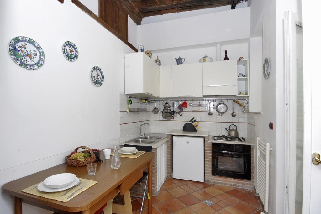 Piazza Farnese Apartment Rome Bagian luar foto