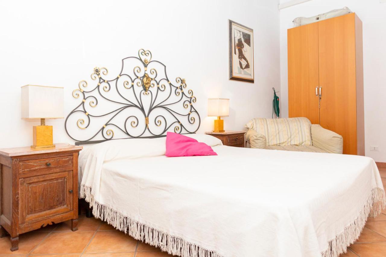Piazza Farnese Apartment Rome Bagian luar foto